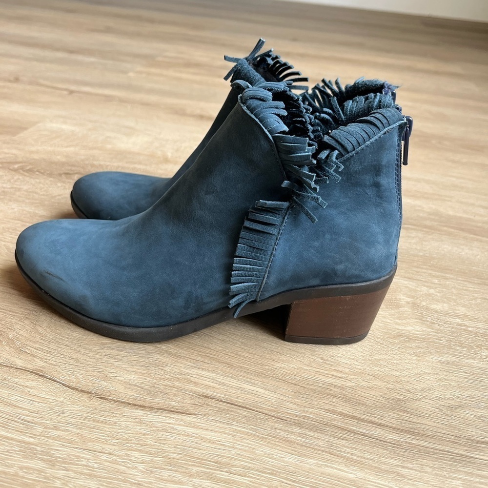 Bueno Cathy Fringed Ankle Booties Blue Suede Leather US 5.5 EU 36 Block Heel - Picture 2 of 8